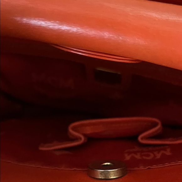 MCM Vibrant orange Leather Tote - Picture 6 of 8